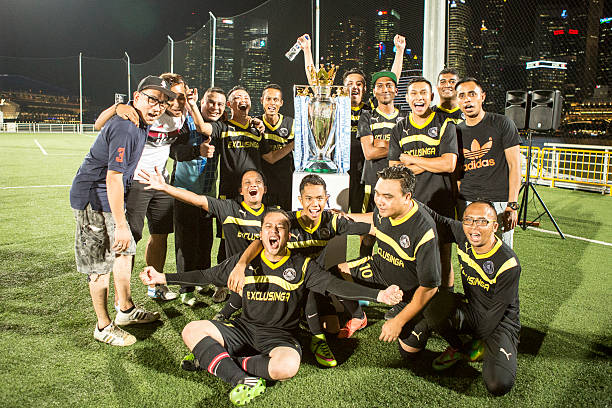 示了羽毛球 示了羽毛球